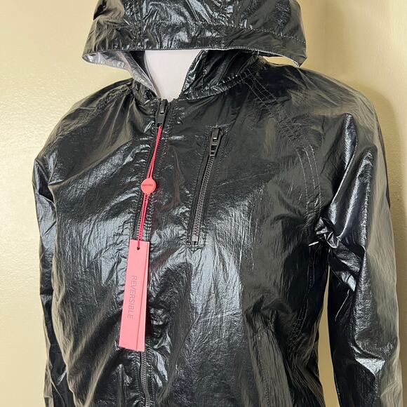 Blank NYC Reversible Jacket Medium Girls Silver Black Metallic Foil Packable New - Picture 6 of 11